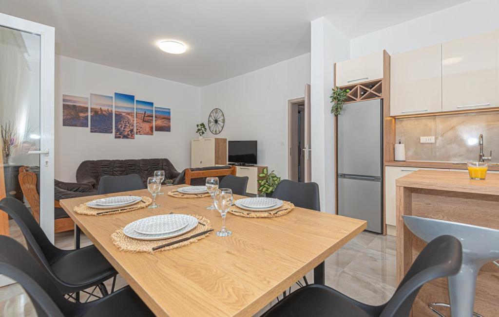 Holiday Home Gveric Vodice Esterno foto