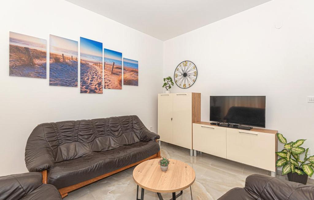 Holiday Home Gveric Vodice Esterno foto