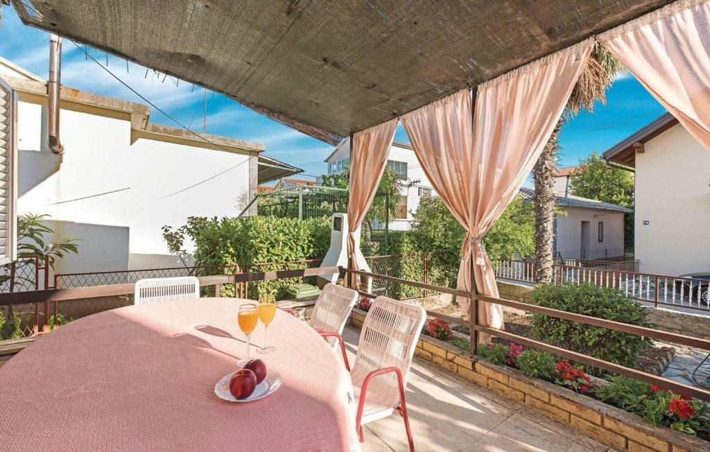 Holiday Home Gveric Vodice Esterno foto