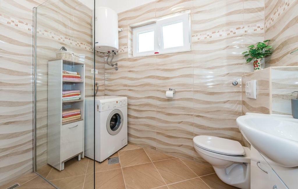 Holiday Home Gveric Vodice Esterno foto